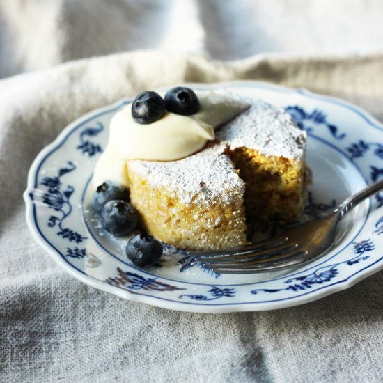 Itty Bitty Meyer Lemon Cakes