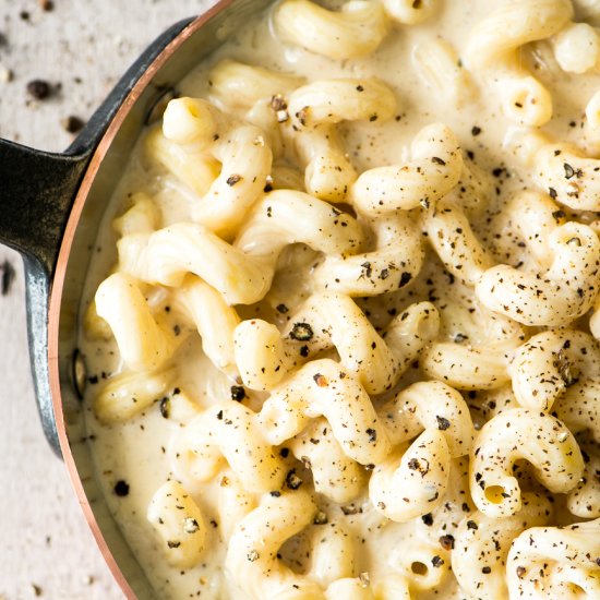 Cacio e Pepe Macaroni and Cheese