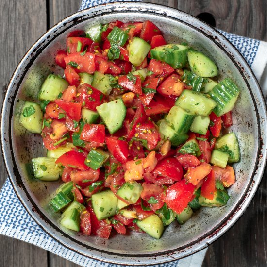 3-Ingredient Mediterranean Salad