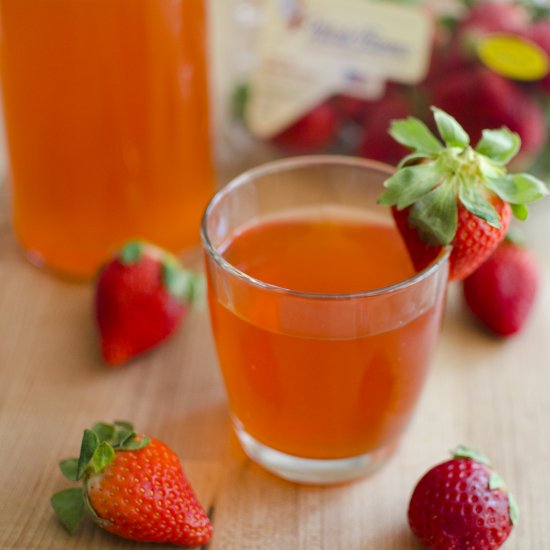 Strawberry Detox Vinegar Drink