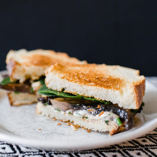 Balsamic Mushroom Sandwich