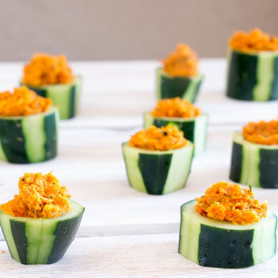 Carrot humus cucumber cups