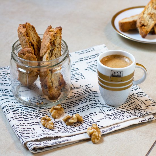 Cantuccini with Walnuts