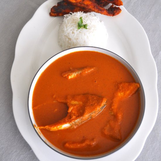 Fish Curry (Onions and Coconut)