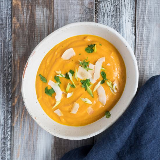 Curried Carrot Ginger Soup