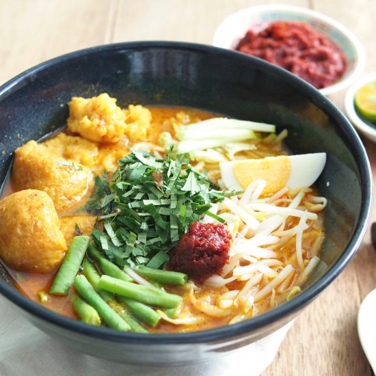 Nyonya Curry Laksa