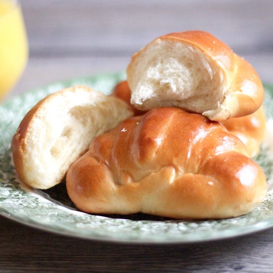 Soft Dinner Rolls