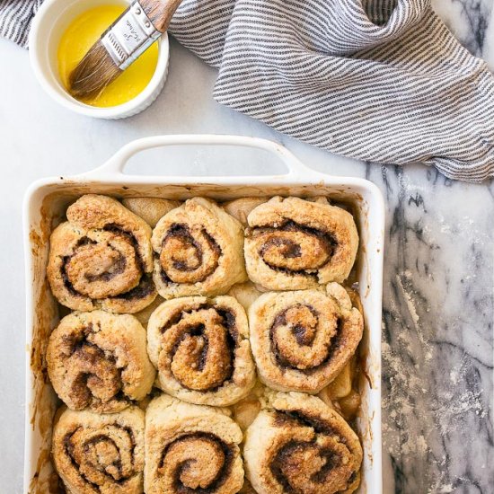 Apple Pie Cinnamon Roll Cobbler