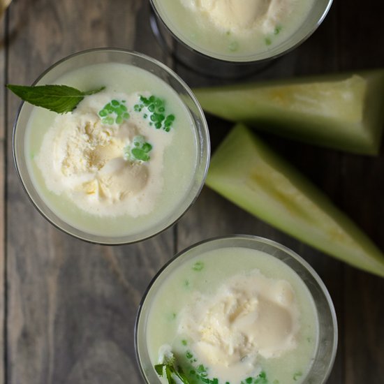 Sweet Honeydew Coconut Smoothies