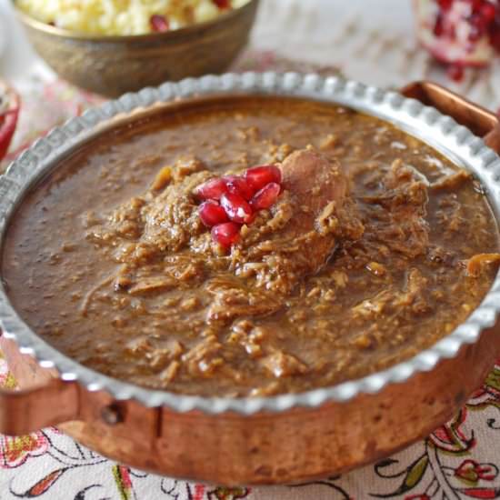 Fesenjan – Persian Pomegranate Stew