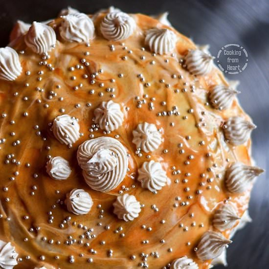 Eggless Caramel Cake