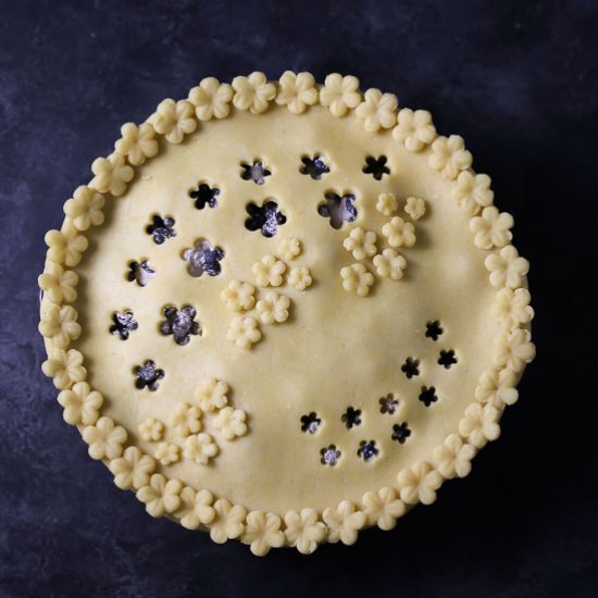 Blueberry Pie with Cornmeal Crust