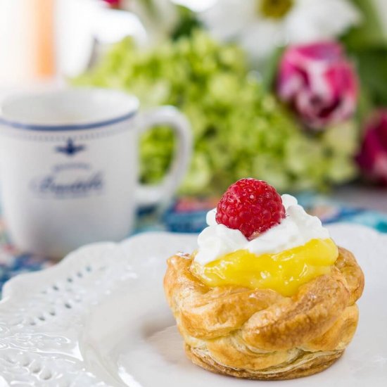 Puff Pastry Baskets with Lemon