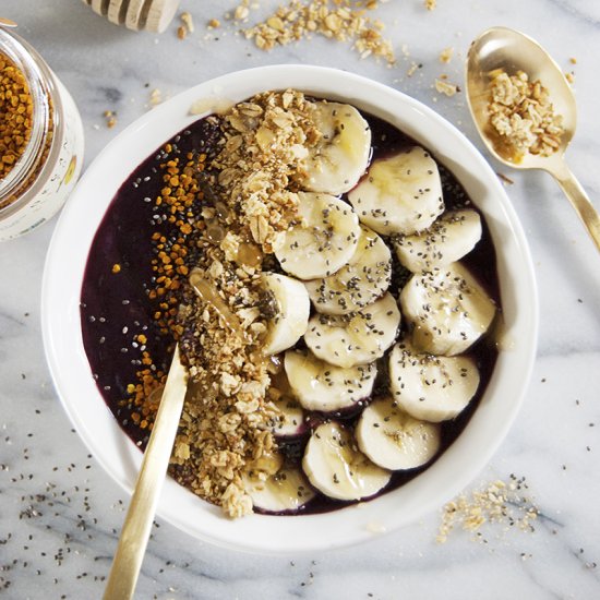 Acai Bowls with Granola