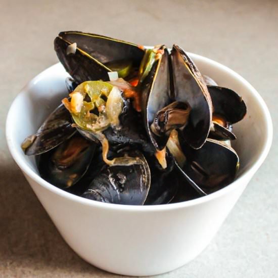 Mussels in a Tomato-Jalapeno Cream