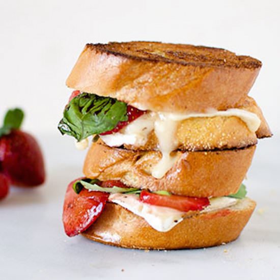 Strawberry Grilled Cheese