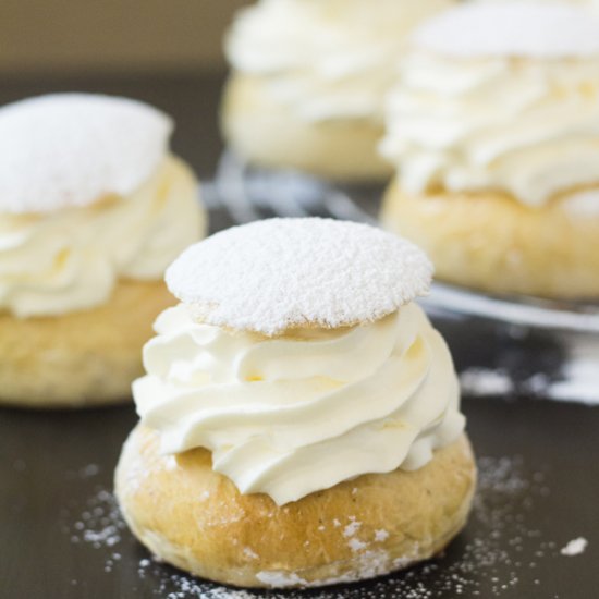 Swedish Lent Buns (Semlor)