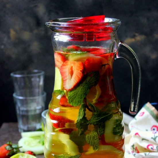 Strawberry Cucumber Iced Green Tea