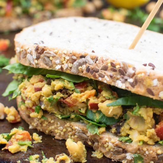 Curried Chickpea Sandwich [vegan]