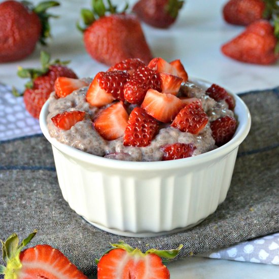 Strawberry Chia Pudding