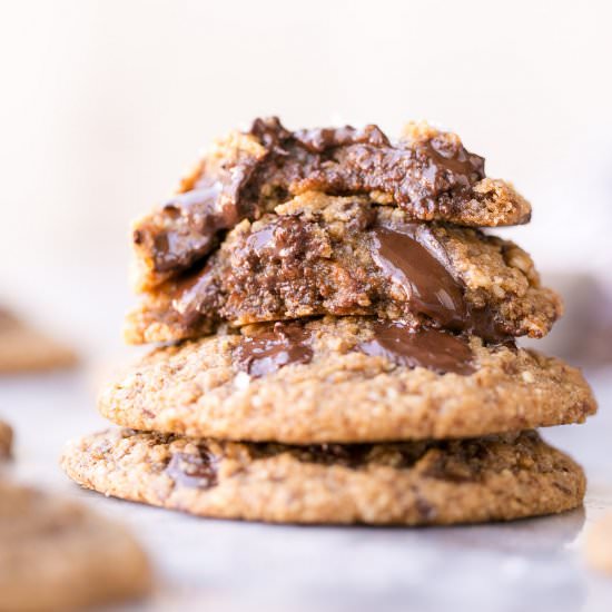 Paleo Chocolate Chip Cookies