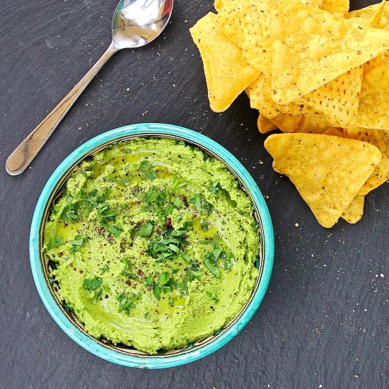 Spinach & Parsley Houmous