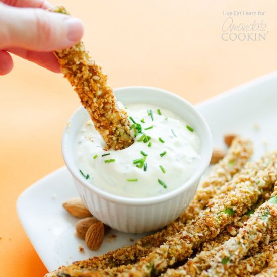 ALMOND AND PARMESAN CRUSTED ASPARAG