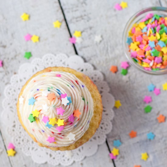 Homemade Funfetti Cupcakes