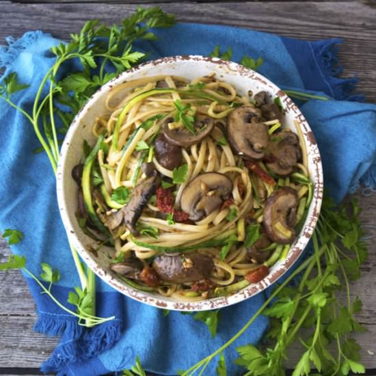 Vegan Sun-Dried Tomato Pesto Pasta