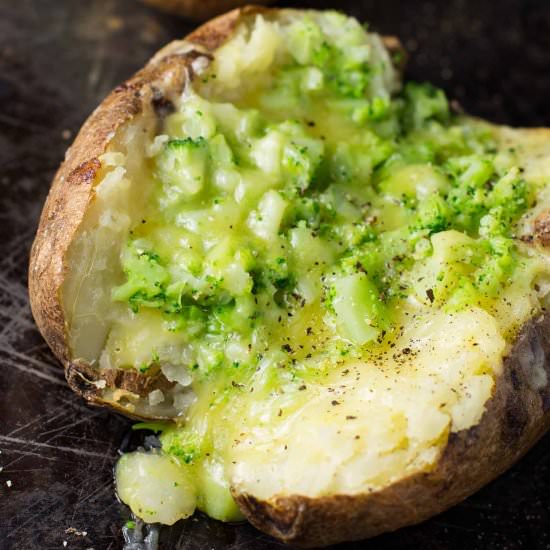 Broccoli Cheddar Stuffed Potatoes