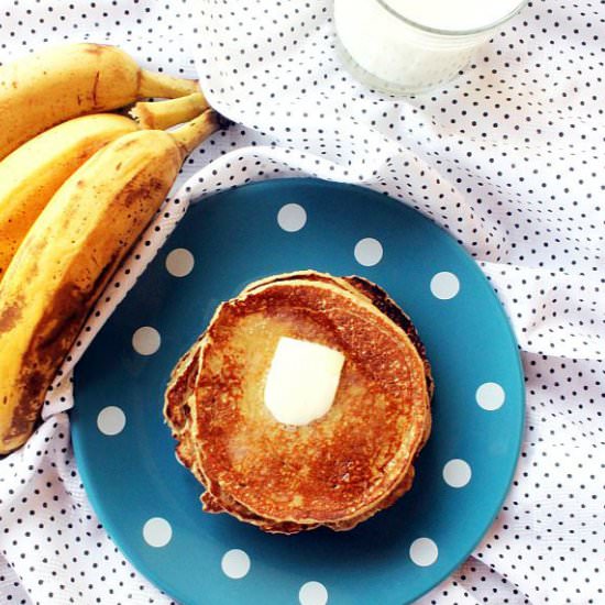 Skinny Banana Pancakes