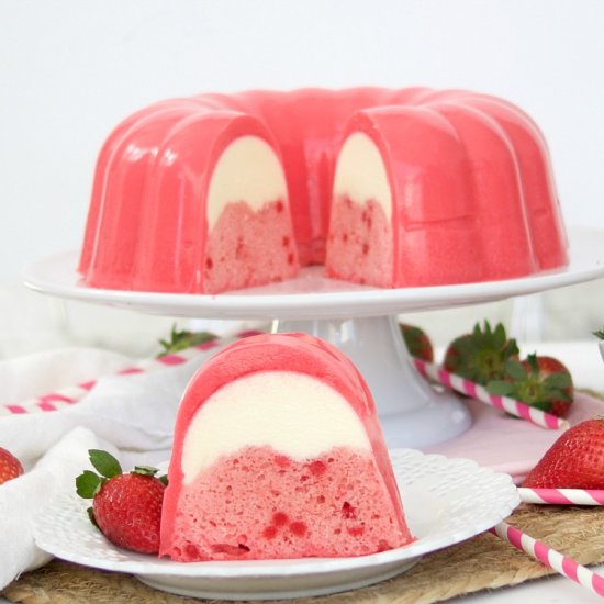 Strawberry Flan Jello Cake