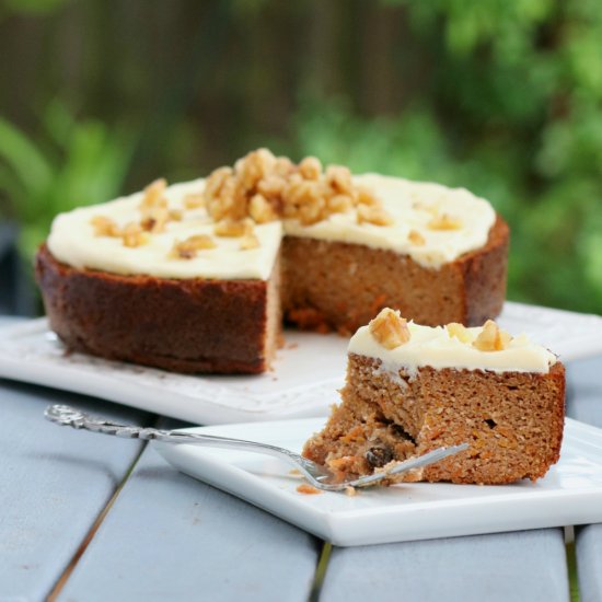 The Best Paleo Carrot Cake