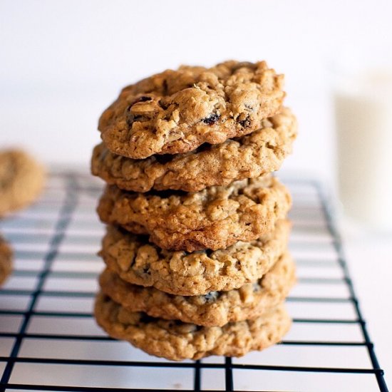 Oatmeal Raisin Cookies