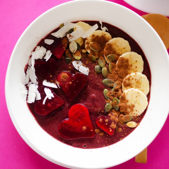 Red Velvet Beet Smoothie Bowl