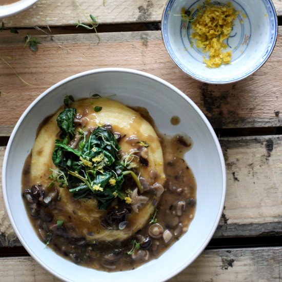 Polenta with vegan mushroom gravy