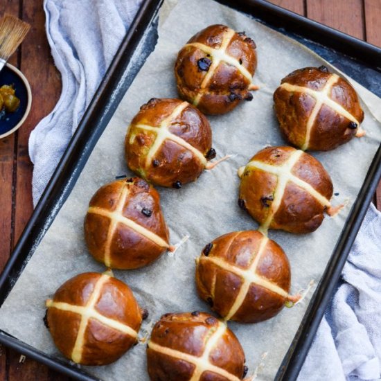 Matcha, Hot Cross Buns