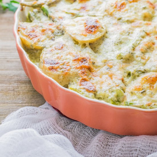 Pesto Potatoes and Asparagus Bake