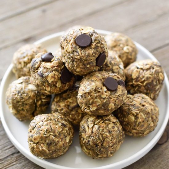 No Bake Peanut Butter Energy Bites