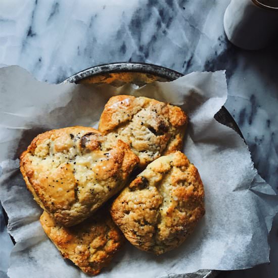 Apricot Earl Grey Scones