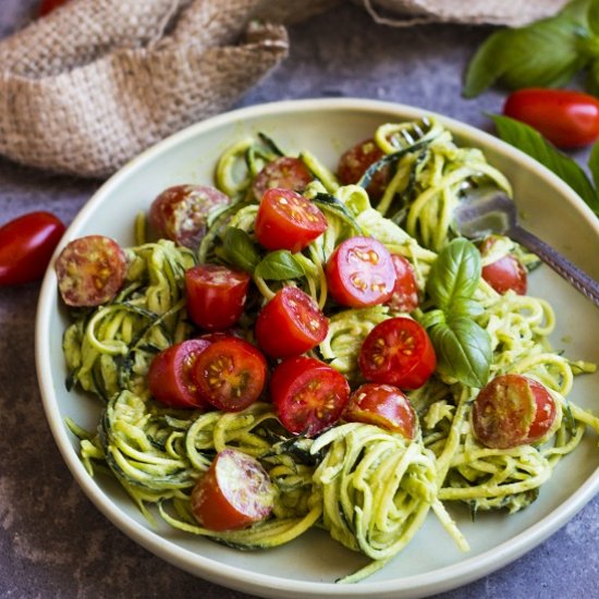 Basil Alfredo Zoodles