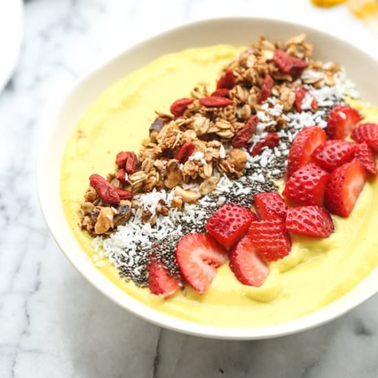 Sunny Mango Immunity Smoothie Bowl