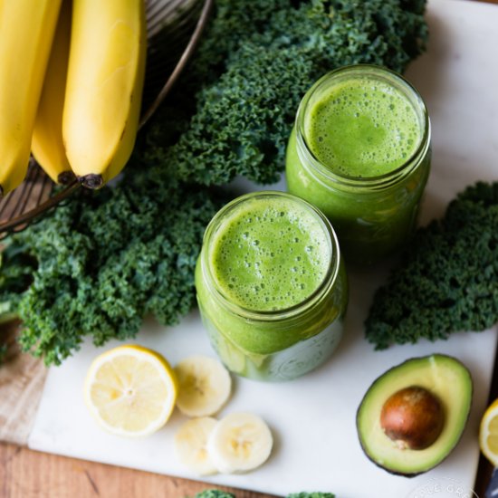 Avo Banana Kale Green Smoothie