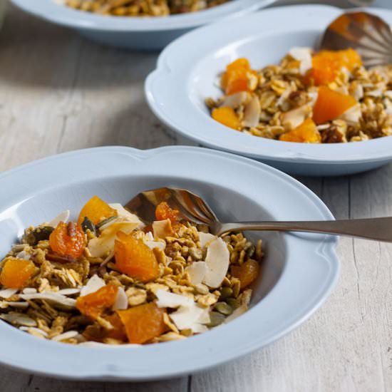 Apricot, Pecan and Coconut Granola