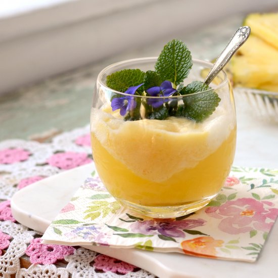 Prosecco Pineapple Sorbet Floats