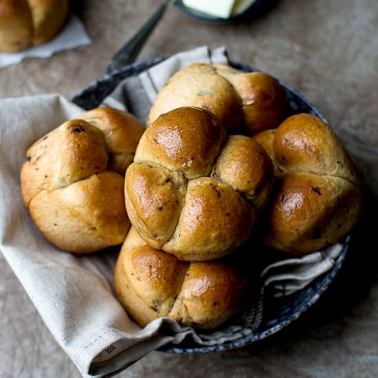 Four Leaf Clover Rolls