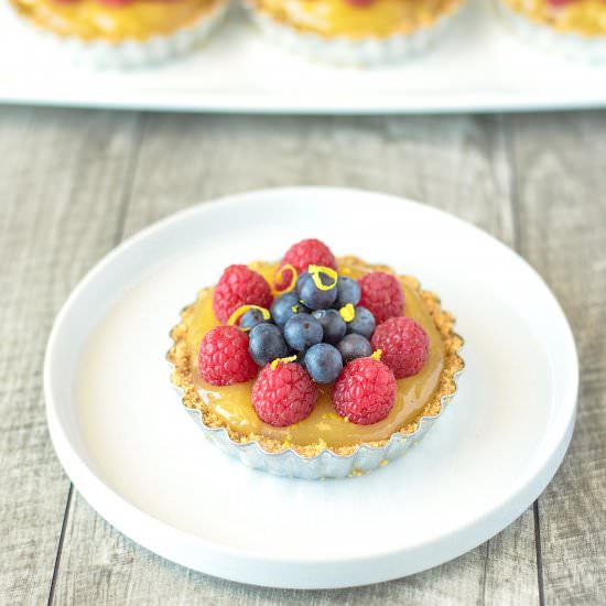 No bake berry lemon tartlets