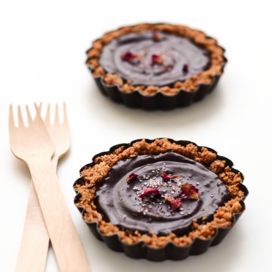 Dark Chocolate Pretzel Tartlets