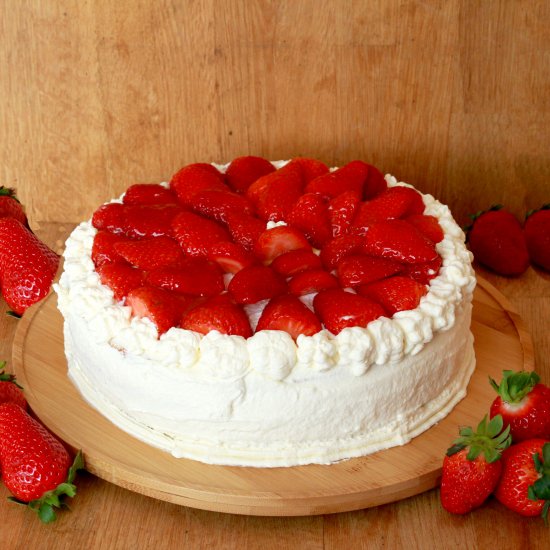 Strawberry and Cream Cake