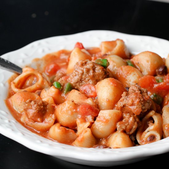 One Pot Cheesy Chili Beef Pasta